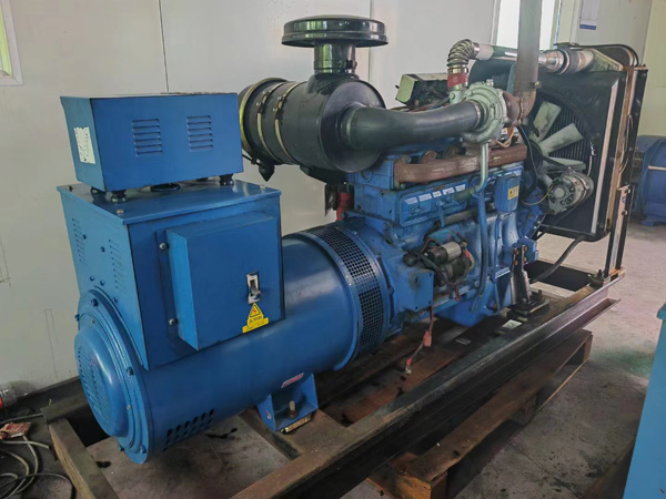 东坡100kW柴油发电机组使用多级机油有哪些优缺点？